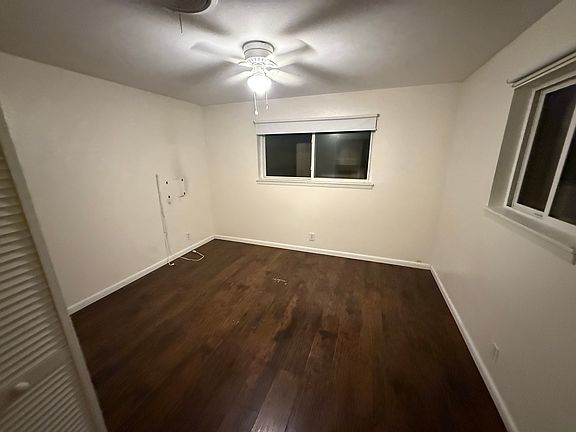 5th image of 3404 W Golf Course Rd