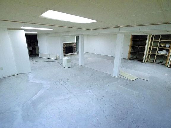 4th image of 1829 Newton Ave SE