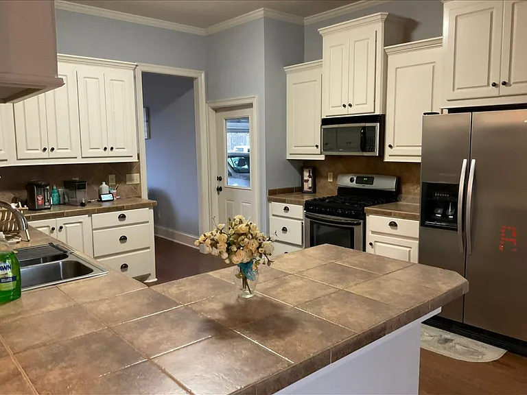 151 Bradfield Rd — Photo 9