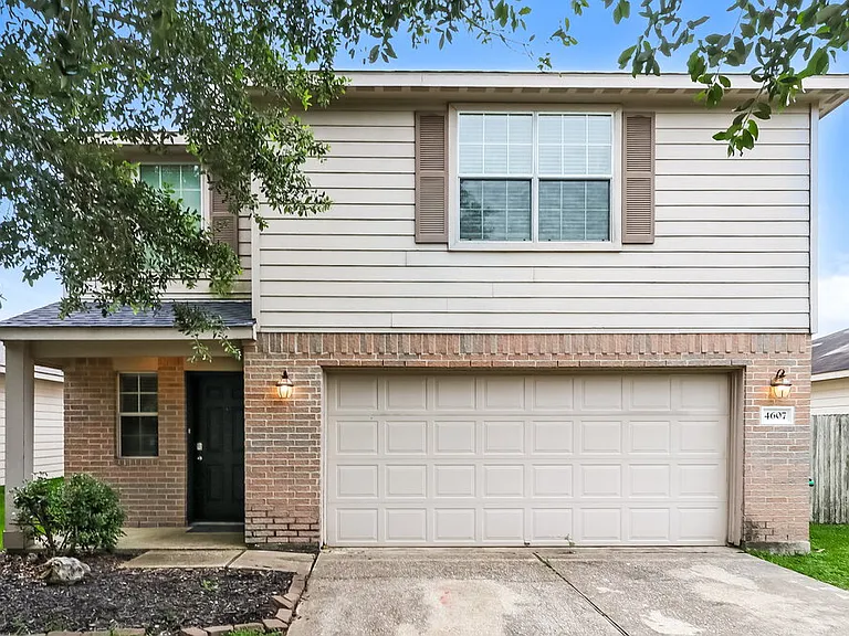 4607 Wheatstone Ct — Photo 1