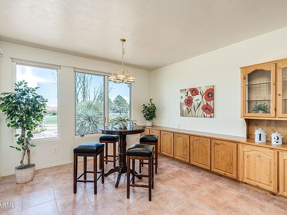 5th image of 2933 Glenview Dr