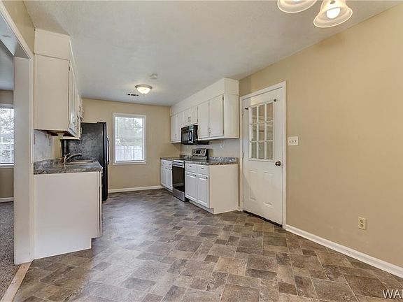 4th image of 10771 Diamond Dr