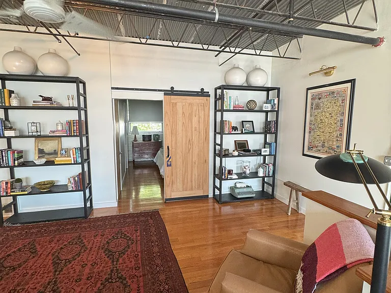 1661 La France St NE #407 — Photo 18