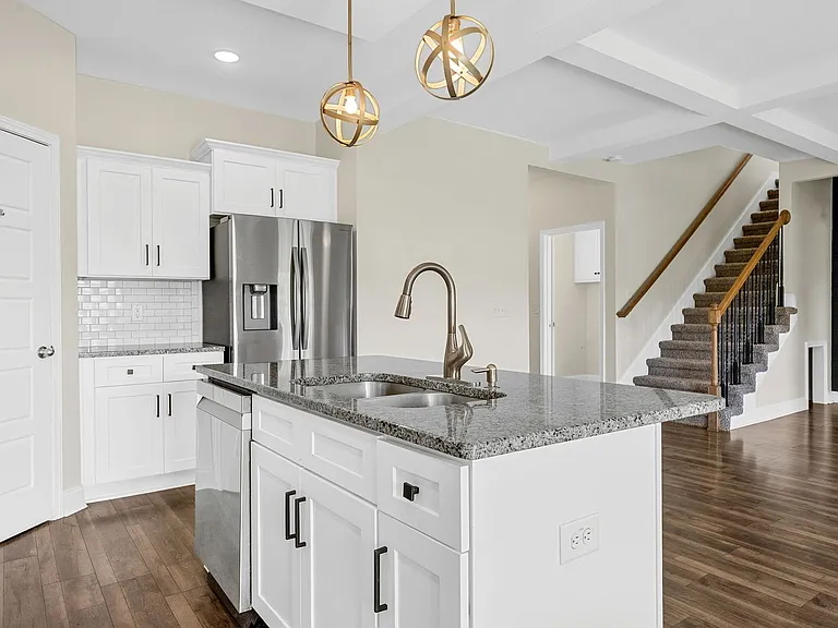1140 Eagles Bluff Dr — Photo 12