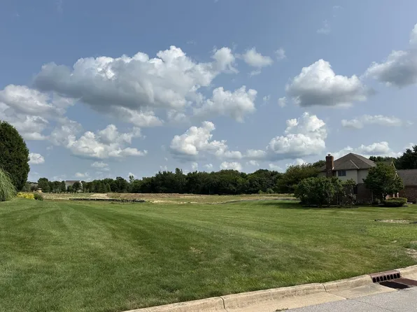 1941 Bramble Trce, Chesterton, IN 46304