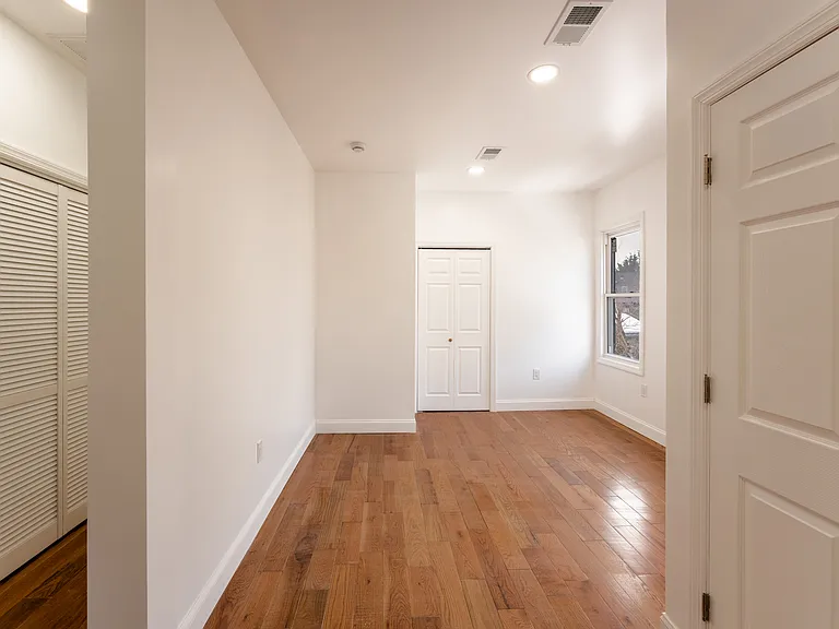152 Washington St #2-3 — Photo 5