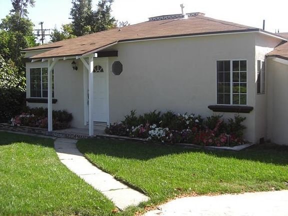 2nd image of 5538 Riverton Ave #A