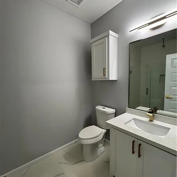 5900 Notre Dame Ave #3 — Photo 13