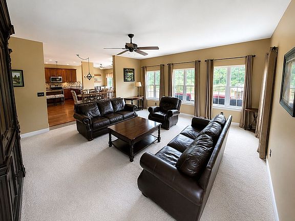 5th image of 111 Antego Dr