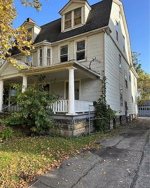 2nd image of 1847 Idlewood Ave