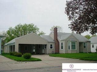 1643 N Clarkson St, Fremont, NE 68025
