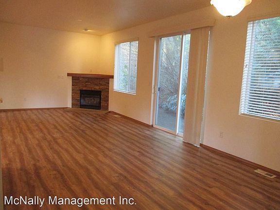 5th image of 7403 Larkspur Ct