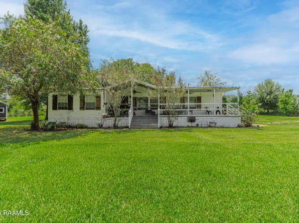 540 Saint Clair Rd, Breaux Bridge, LA 70517