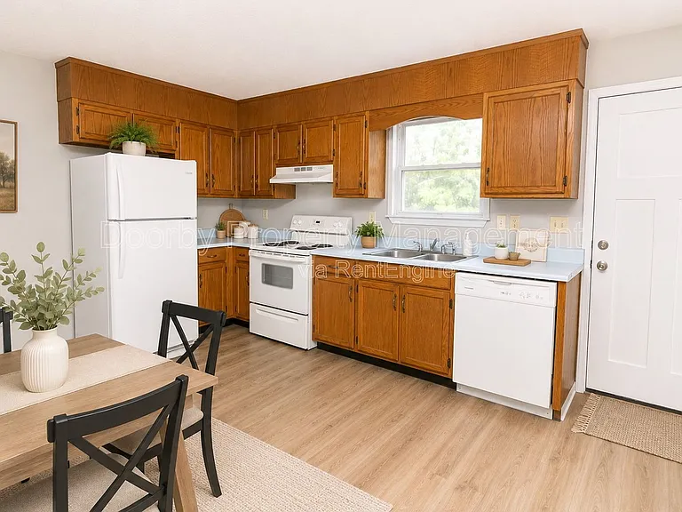 7808 Holiday Hills Cir #A — Photo 1