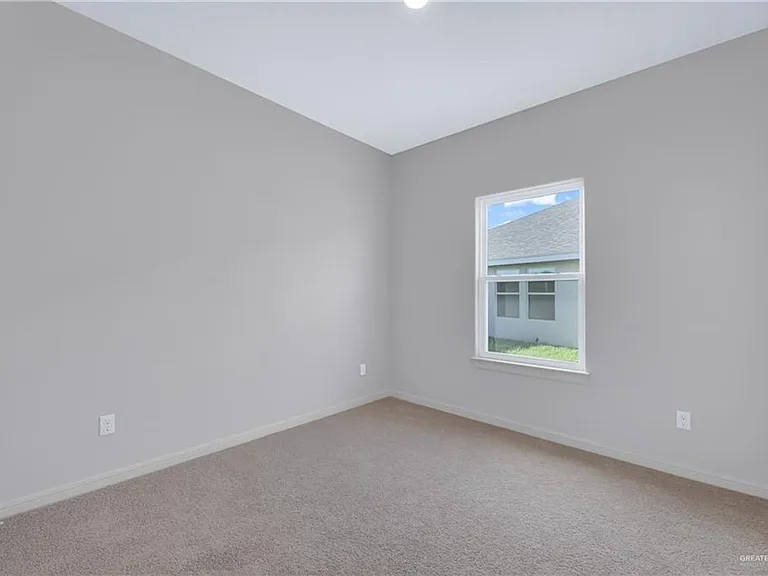 2402 Augustin Ct — Photo 10