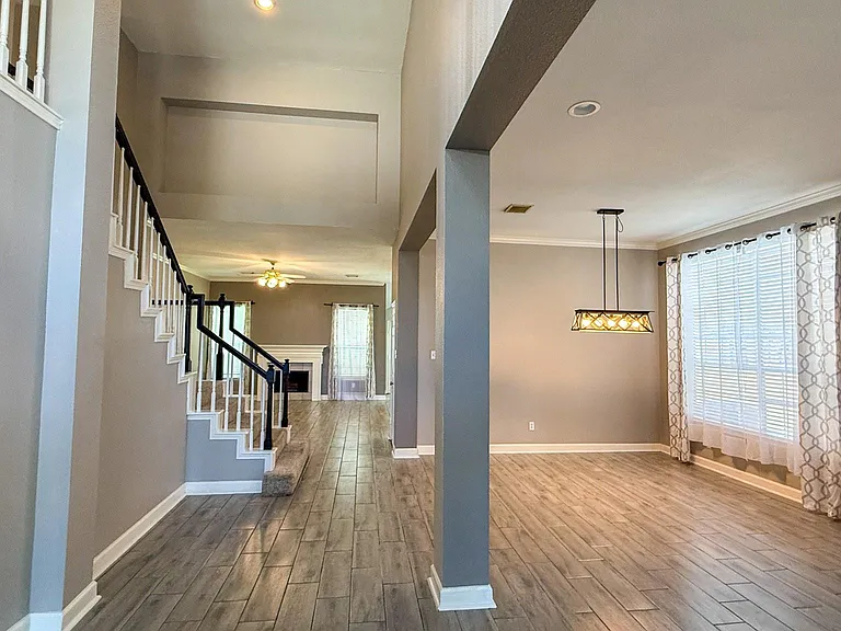 7319 Mountain Valley Dr — Photo 1