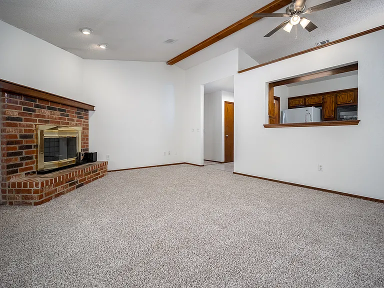 2605 Pennington Ave — Photo 8