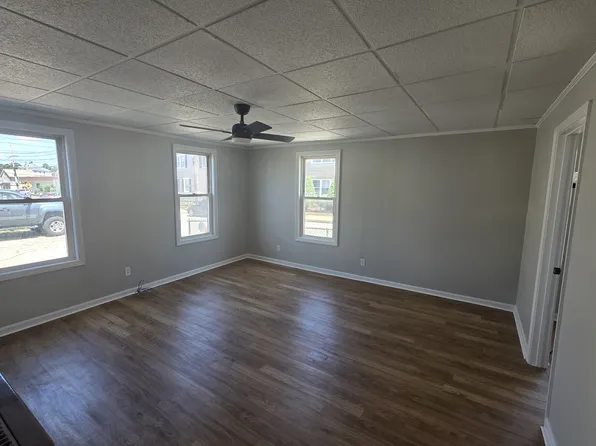 71 Stewart St APT 1, Fall River, MA 02720