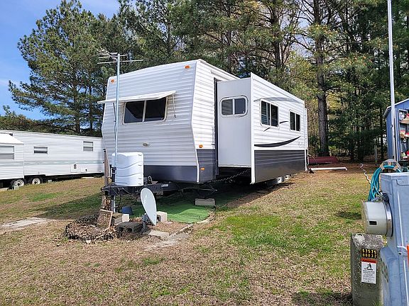 4th image of 30738 Gulls Way Dr