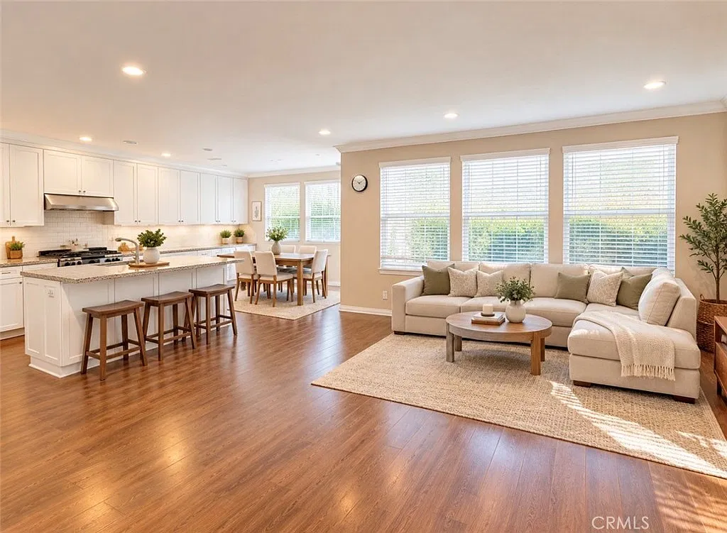 3 bed, 2.5 bath, 1777 sqft, $4,700 — Photo 3