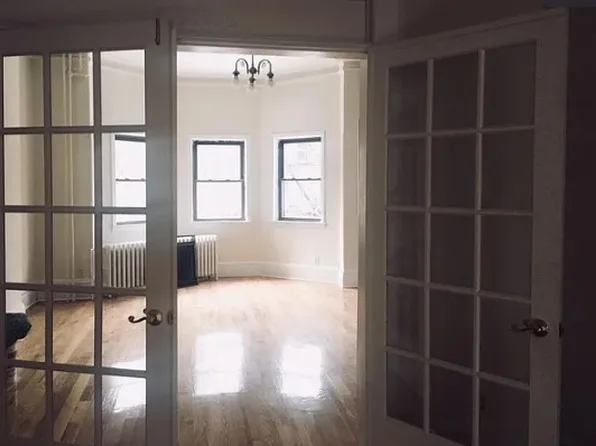 31 Madison Avenue image 2 of 8