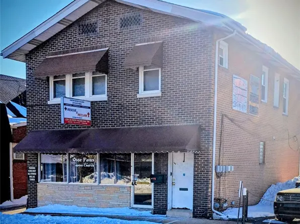 8206 Gravois Rd, Saint Louis, MO 63123