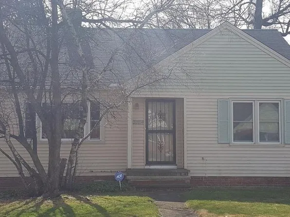 20714 Kings Hwy, Warrensville Heights, OH 44122