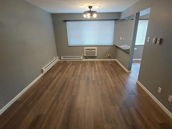 3rd image of 9921 S Bunker Hill Dr #A