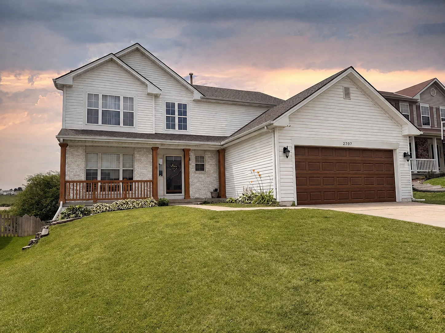 4 bed, 2.5 bath, 3345 sqft, $3,100 — Photo 1