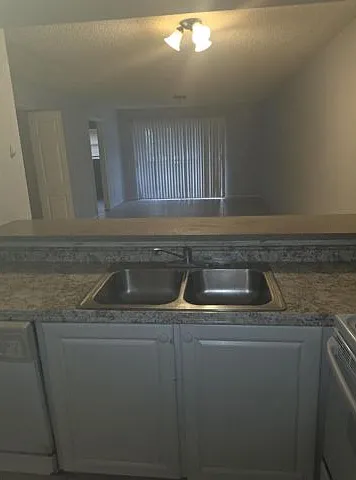 905 Southridge Rd #202D — Photo 6