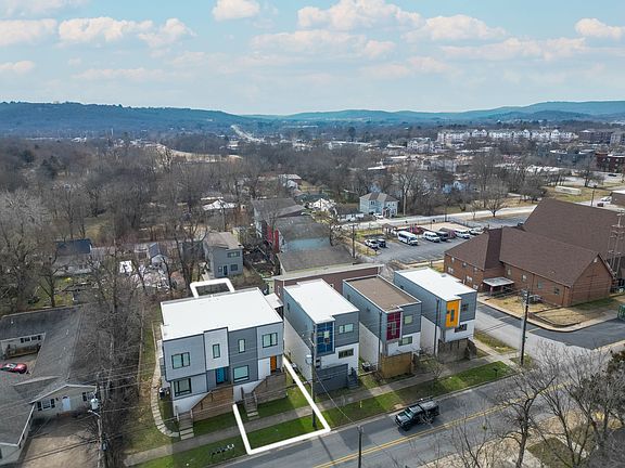 5th image of 167 W Martin Luther King Blvd #1
