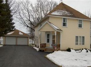 319 Haskell St, Beaver Dam, WI 53916