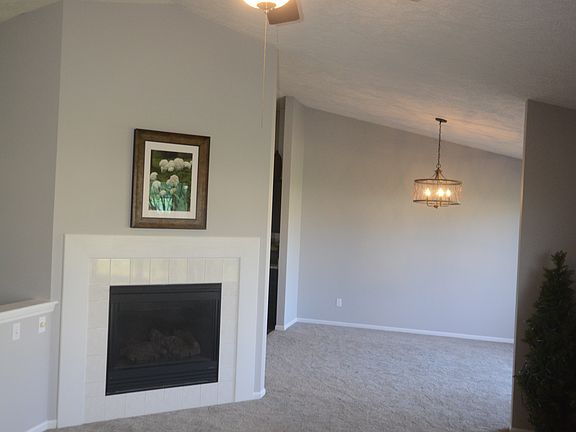 4th image of 14696 Hardtke Dr