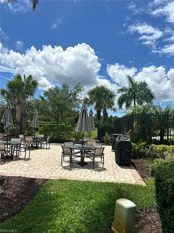 3 bed, 2.0 bath, 1661 sqft, $2,500 — Photo 3