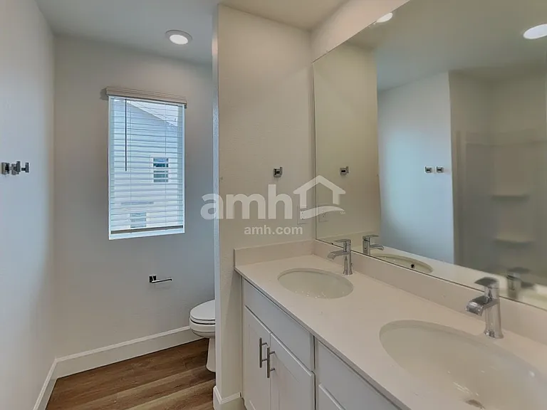 10057 Atchinson Ct — Photo 12