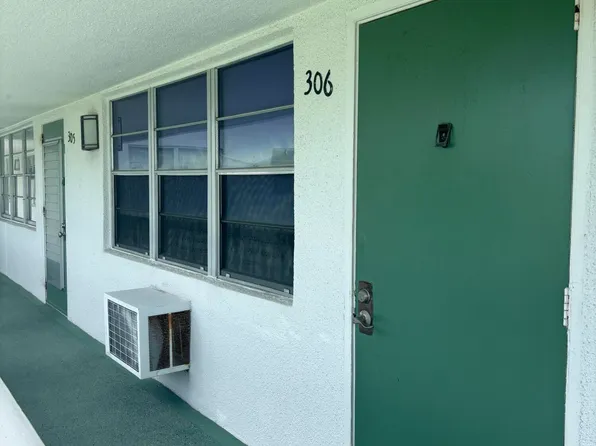 306 Farnham M, Deerfield Beach, FL 33442