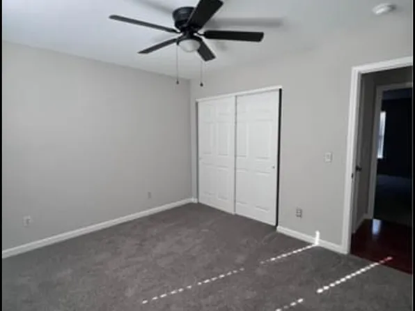 1100 Sleepy Hollow Dr, Troy, MO 63379