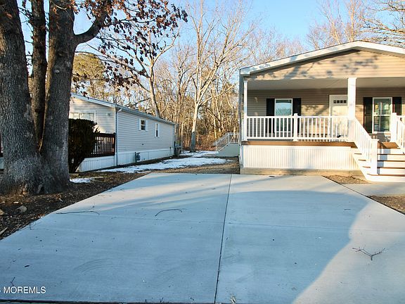 4th image of 503 Roberts Road