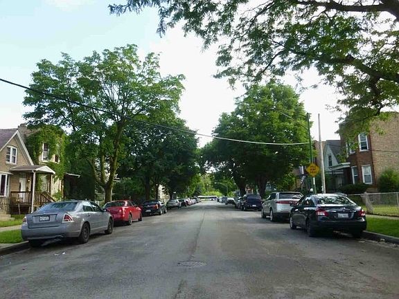 3rd image of 7117 S Ingleside Ave