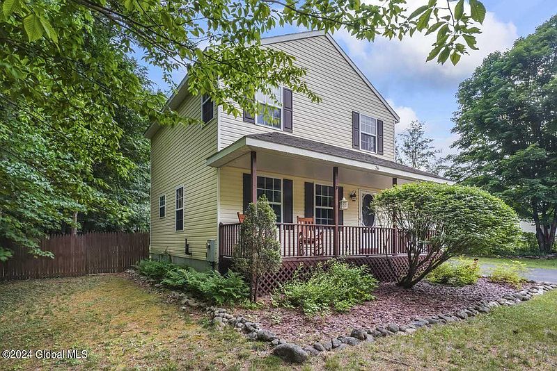 3rd image of 36 Locust Ridge Drive