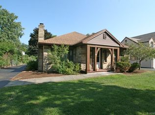 106 Scholfield Rd, Rochester, NY 14617