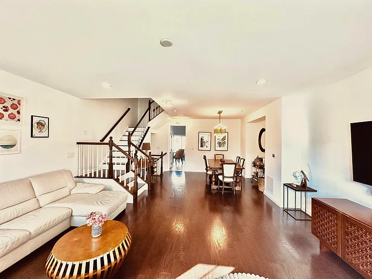 5 Truman Dr — Photo 5