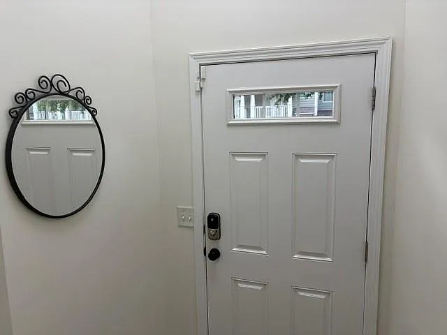 1044 Liberty Pkwy NW — Photo 3