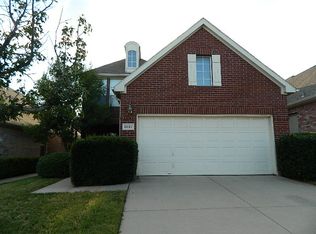 2021 Stonecourt Dr, Bedford, TX 76021