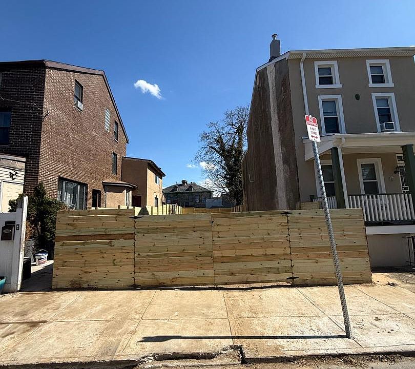 1st image of 248 W Coulter St