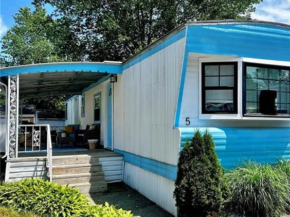 5 Lane Three Ave, Coventry, RI 02816