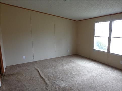 2nd image of 220 Fm 2791