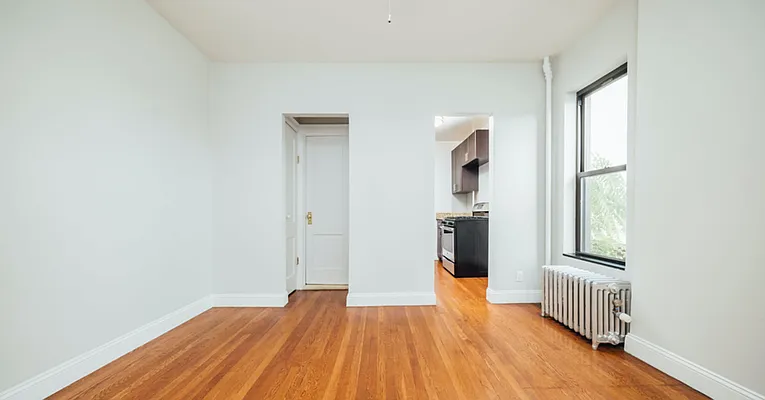 Rented by Compass | media 10