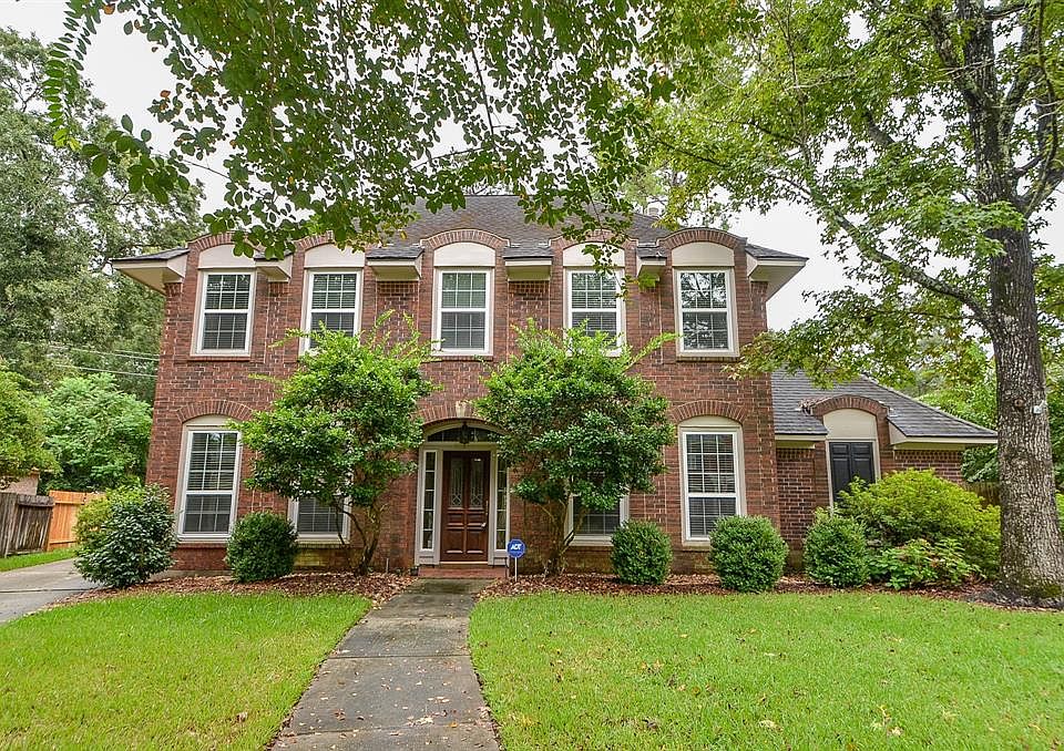 1st image of 4006 Spruce Valley Dr