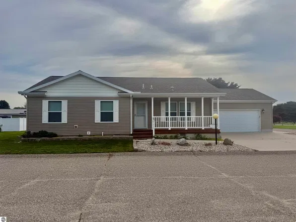 7554 Veranda Way, Saint Louis, MI 48880